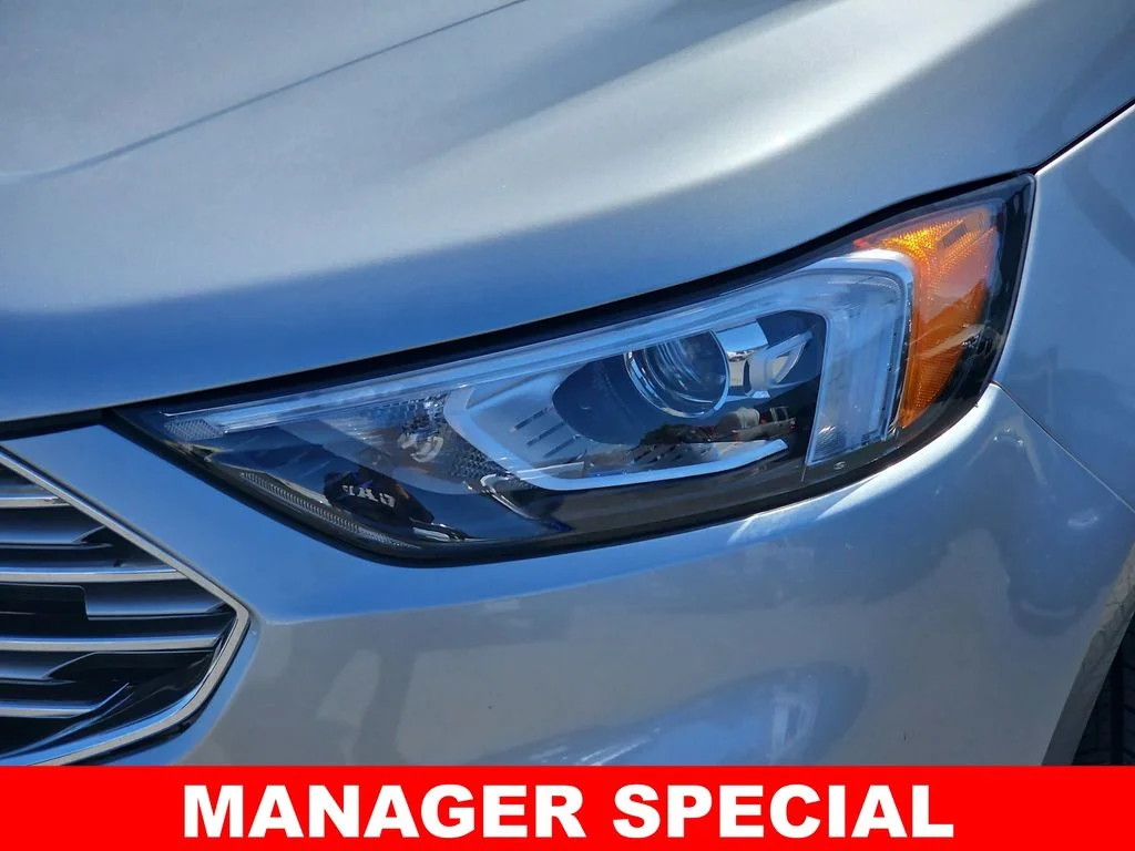 Used 2022 Silver Ford Titanium image 33