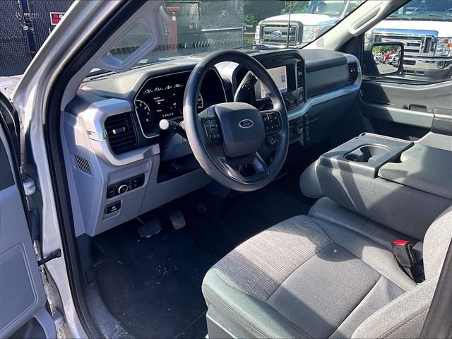 Used 2023 Silver Ford XLT image 7