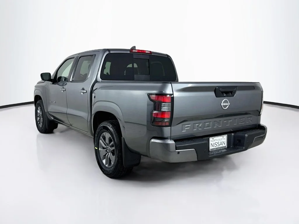 New 2027 Gray Nissan SV image 5