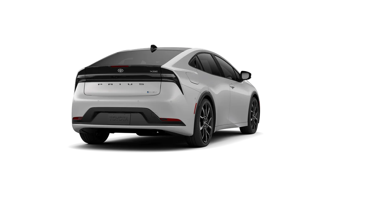 New 2026 Cutting Edge Toyota XSE Premium image 31