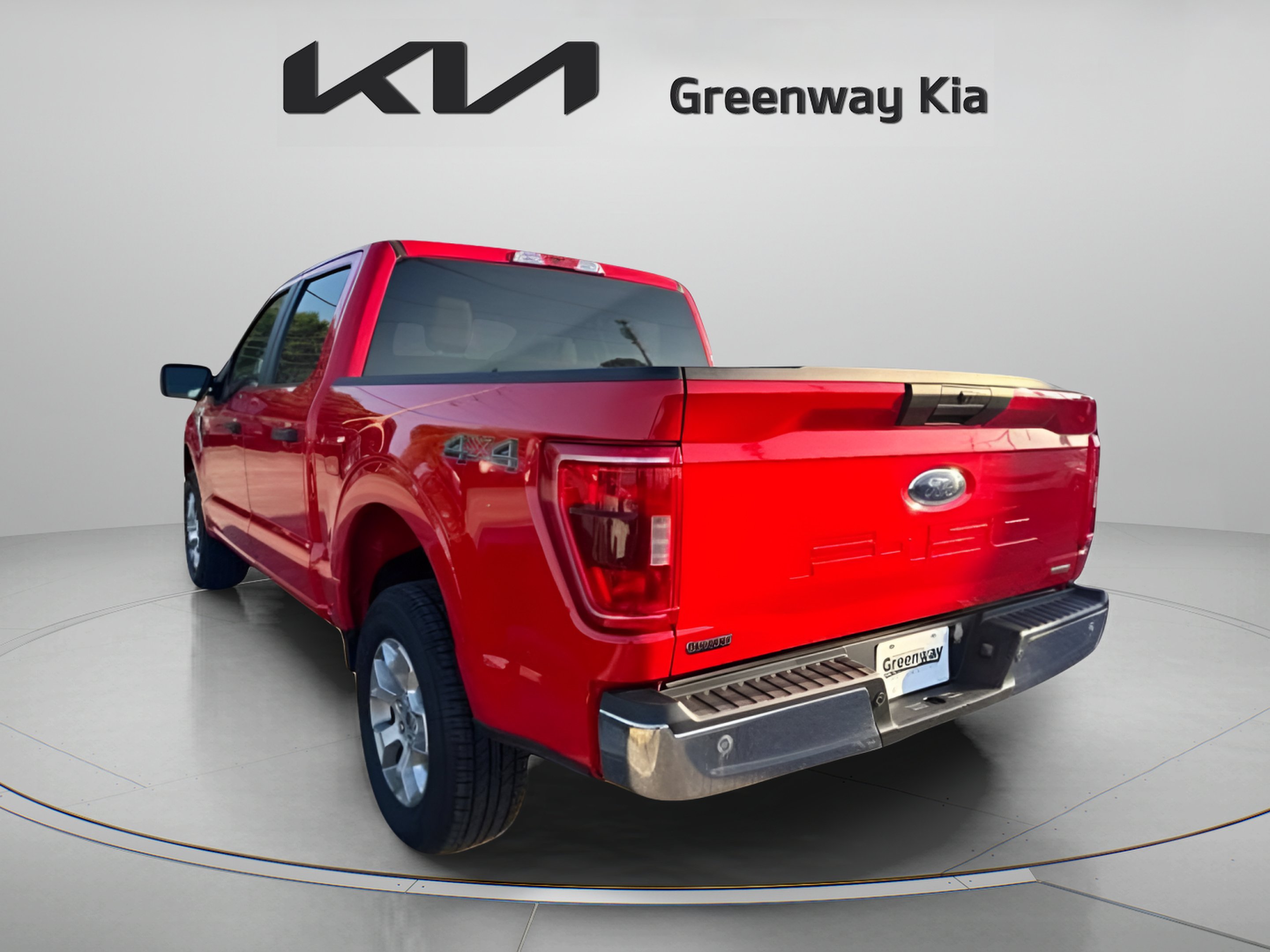 Used 2023 Race Red Ford XLT image 4