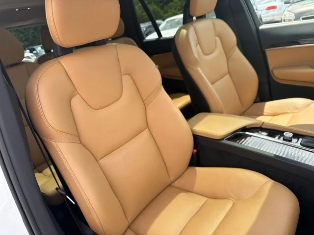 Used 2016 White Volvo T6 Momentum image 34