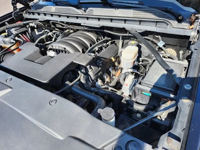 Used 2019 BLACK Chevrolet LT image 24