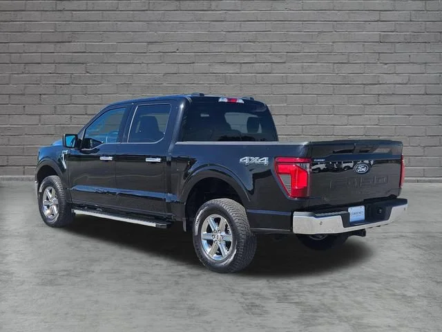 Used 2025 Black Ford XLT image 3