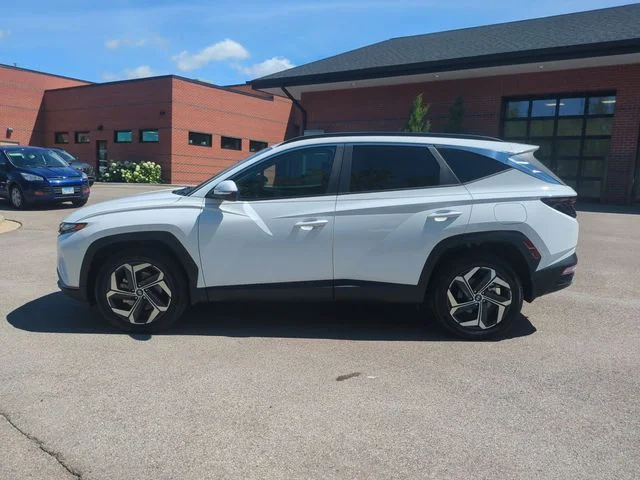 Certified Used 2023 White Hyundai SEL image 4