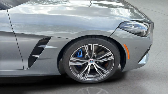 Used 2023 Gray BMW sDrive M40i image 35