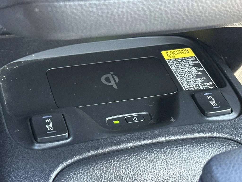 Certified Used 2025  Toyota XLE image 41
