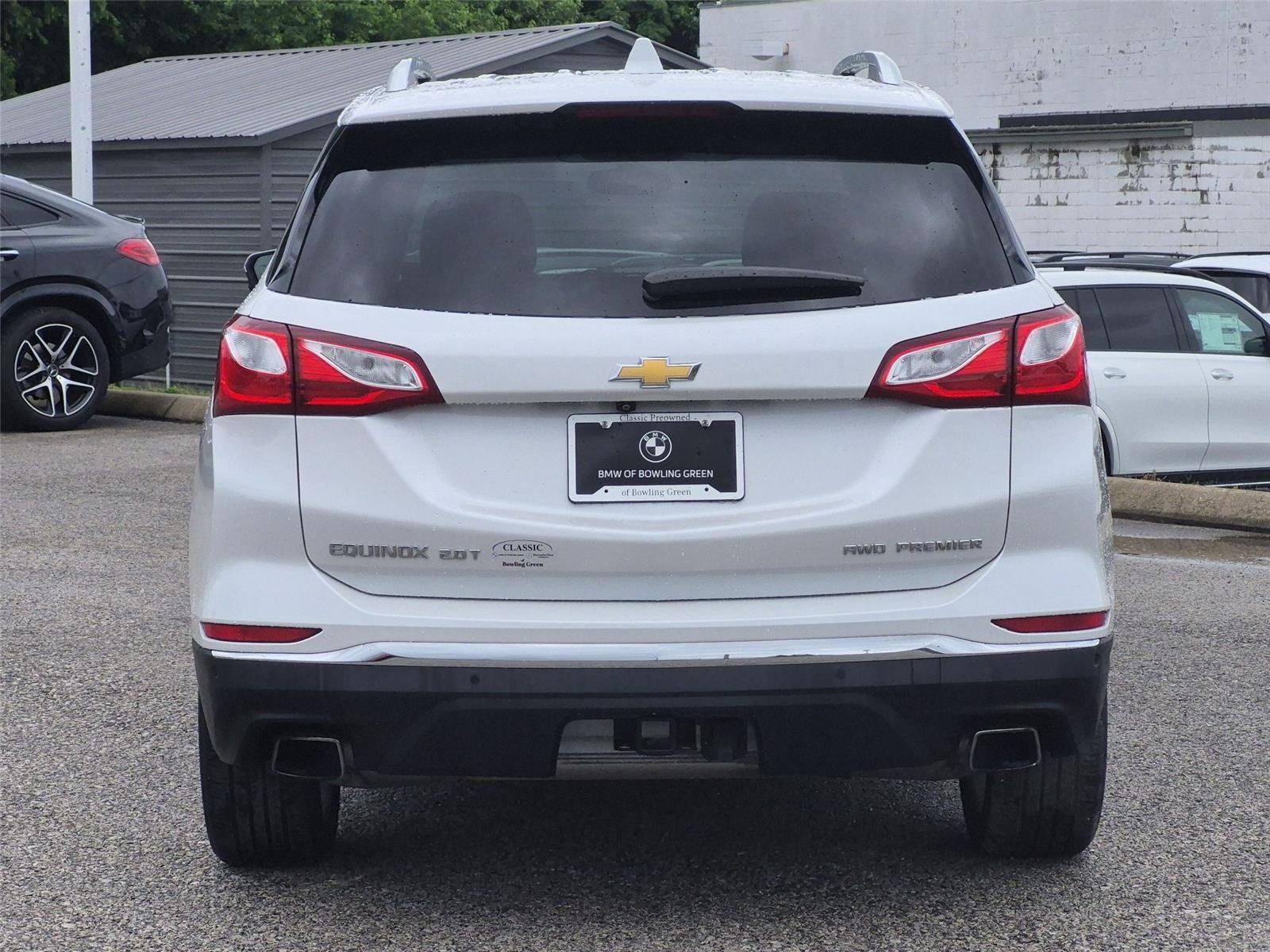 Used 2019 Iridescent Pearl Tricoat Chevrolet Premier image 4