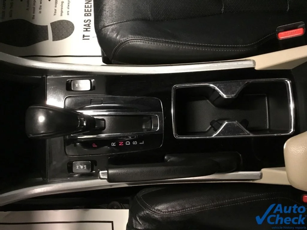 Used 2017 Beige Honda EX-L image 52