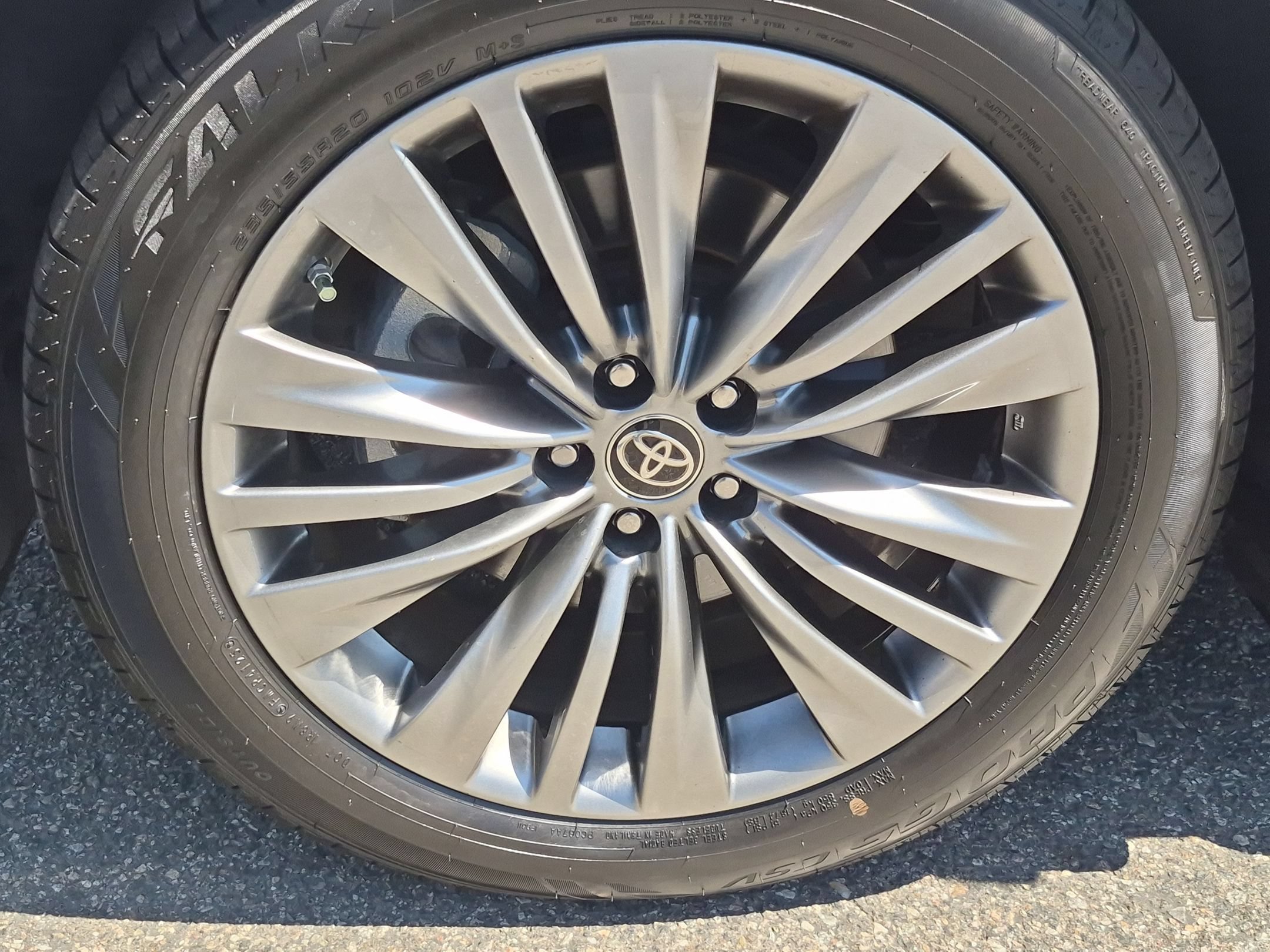 Used 2021 Blizzard Pearl Toyota Hybrid Platinum image 12