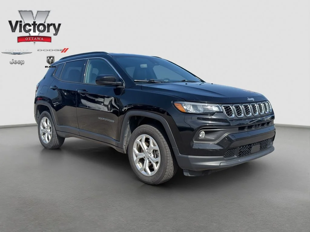 Used 2024 Black Jeep Latitude image 8