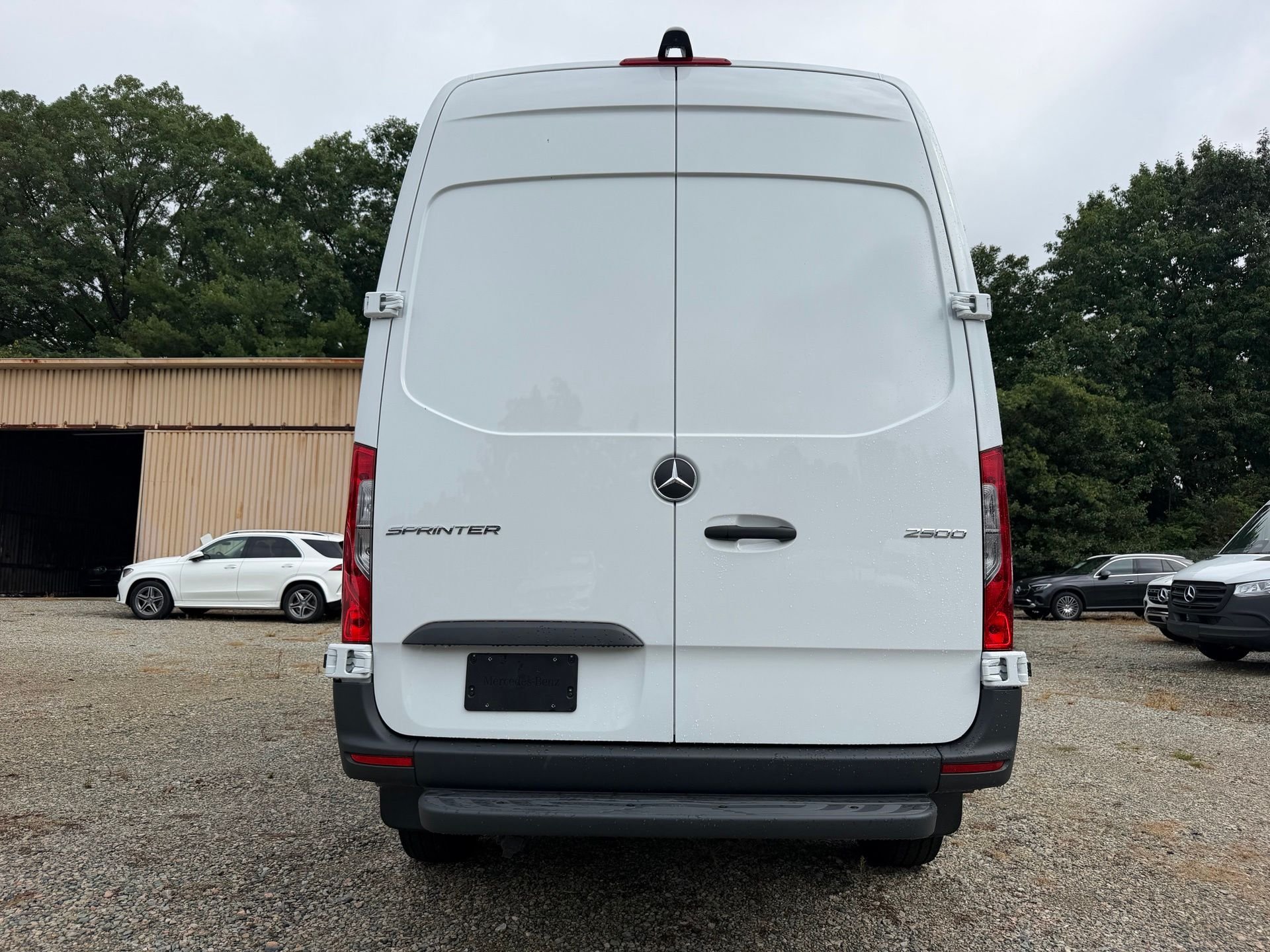 New 2026 Arctic White Mercedes-Benz Cargo 144 WB image 25