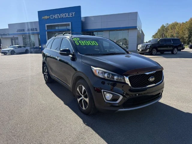 Used 2018 Kia Sorento EX with VIN 5XYPHDA57JG349550 for sale in Scottsburg, IN