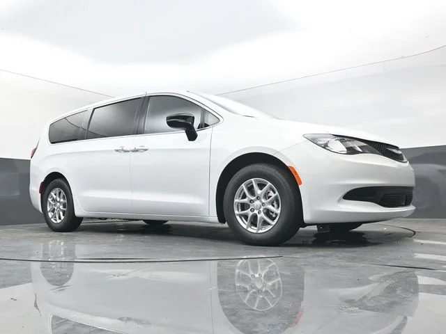 New 2027 Bright White Clear-Coat Exterior Paint Chrysler LX image 44