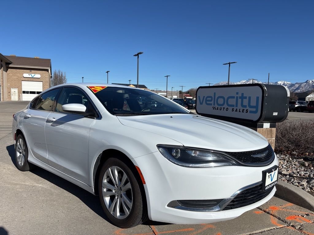 2016 Chrysler 200 Limited