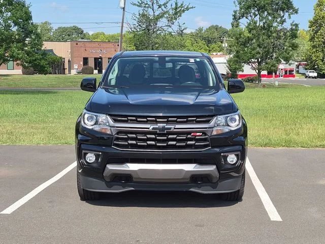 Used 2022 Black Chevrolet Z71 image 16