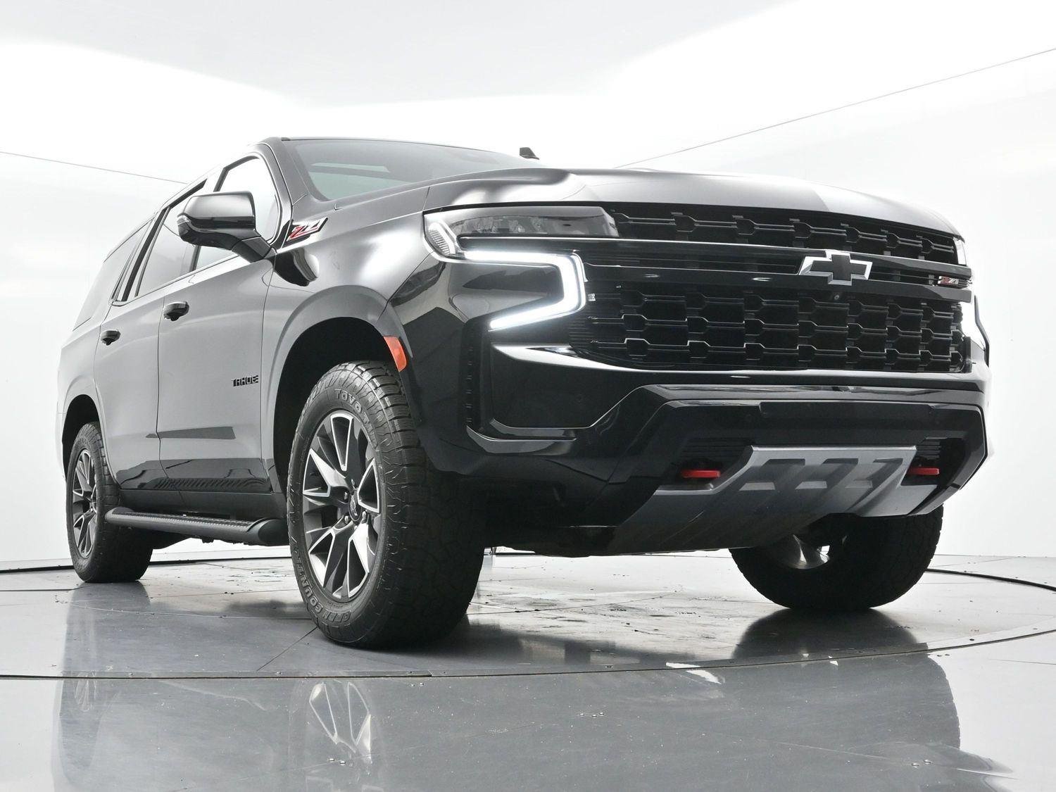 Used 2023 Black Chevrolet Z71 image 45