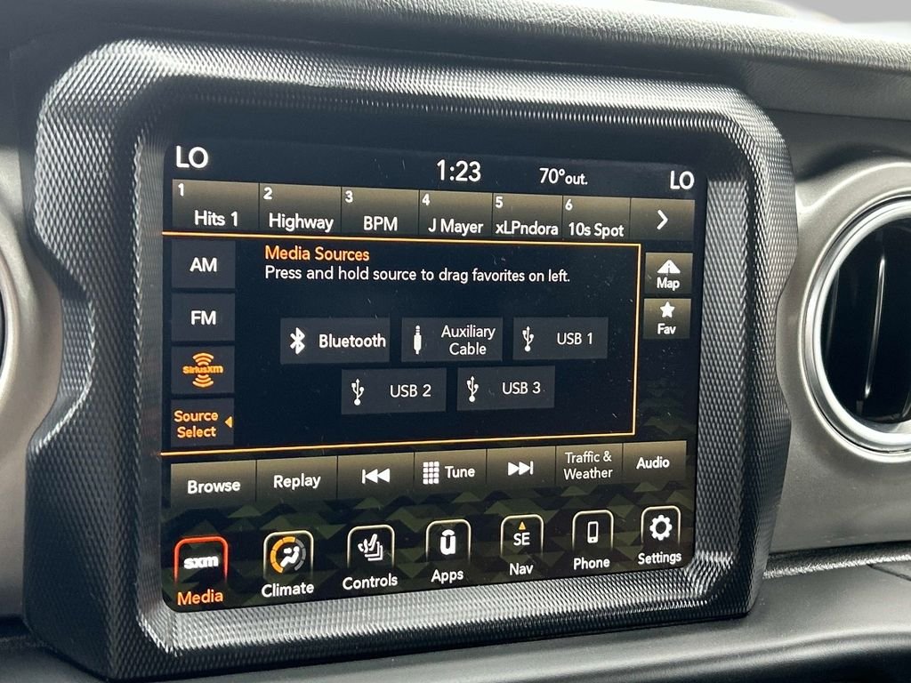 Used 2020 Gray Jeep Unlimited Sahara image 31