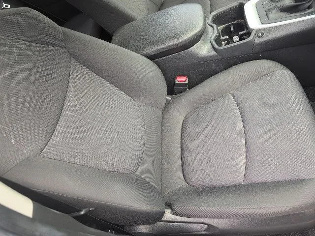 Used 2022 White Toyota XLE image 12