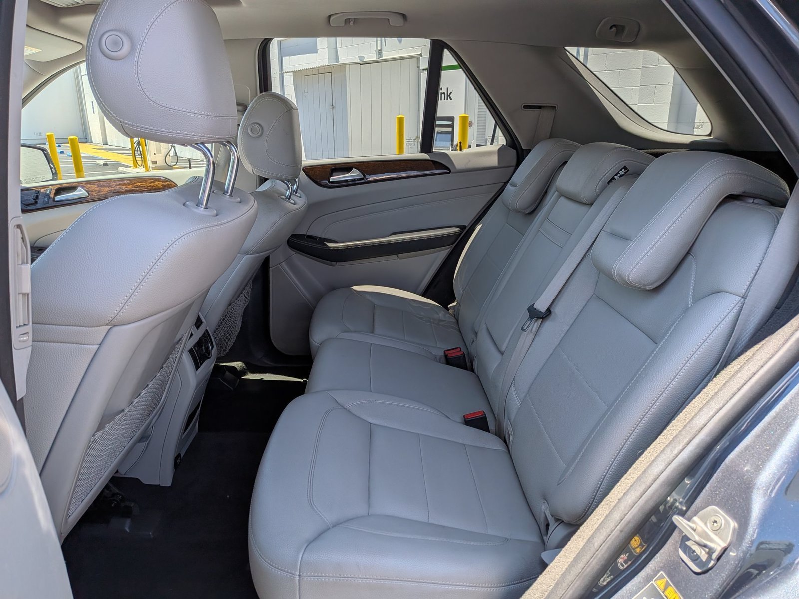 Used 2012 Steel Grey Metallic Mercedes-Benz ML 350 BlueTEC® image 19