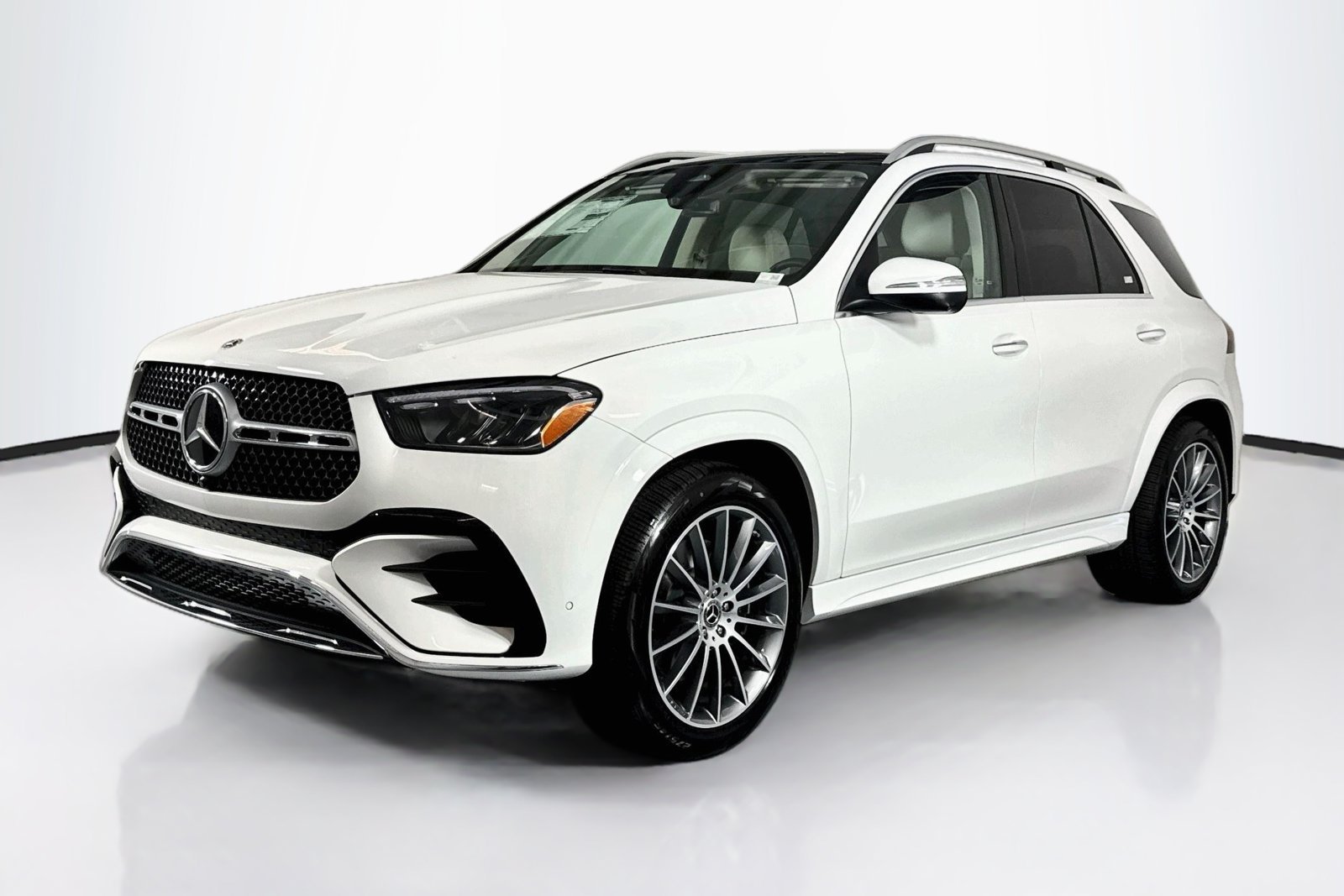 New 2026 Polar White Mercedes-Benz GLE 350 image 1