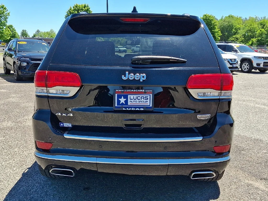 Used 2021 Black Jeep Summit image 10