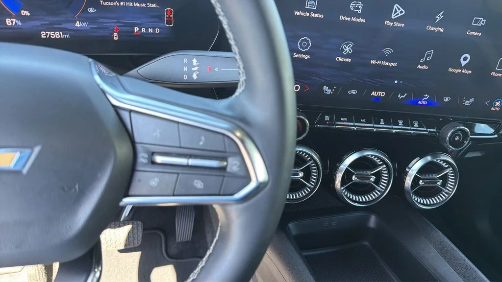 Used 2024 Gray Chevrolet LT image 21