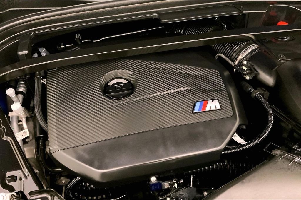 Used 2026 Portimao Blue Metallic BMW  image 31