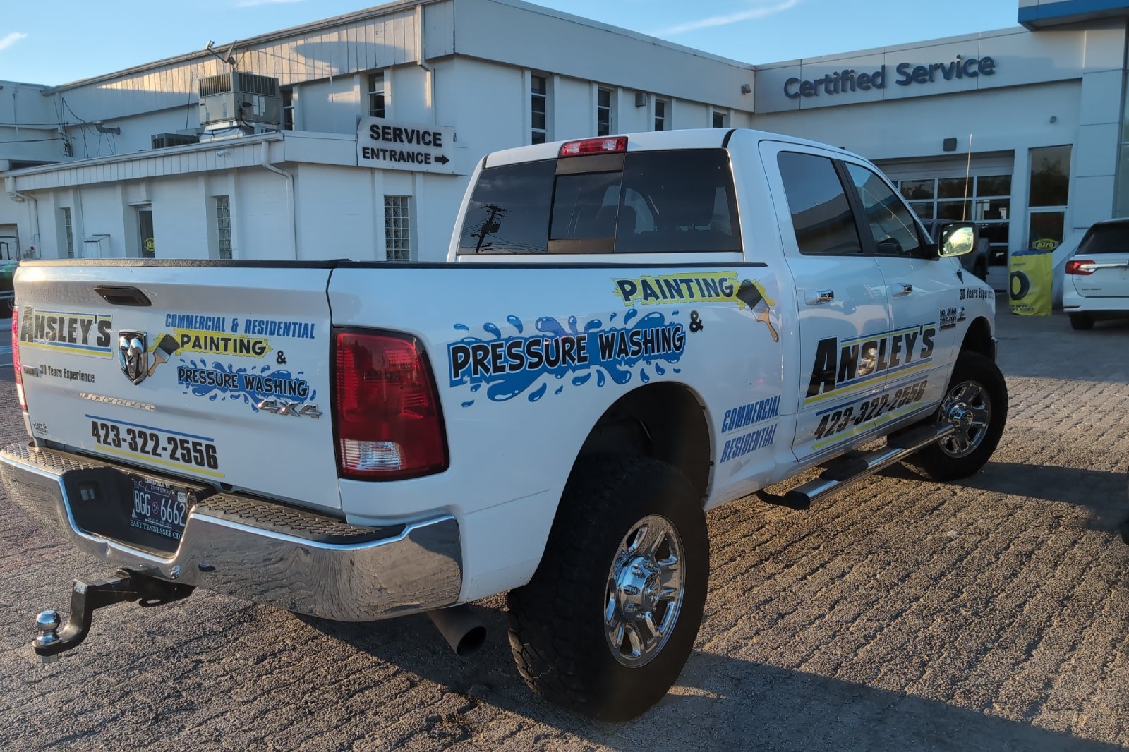 Used 2018 White Ram SLT image 6