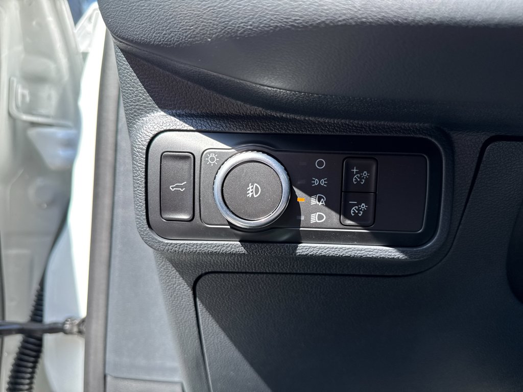 New 2026 Star White Metallic Tri-Coat Ford Tremor image 26