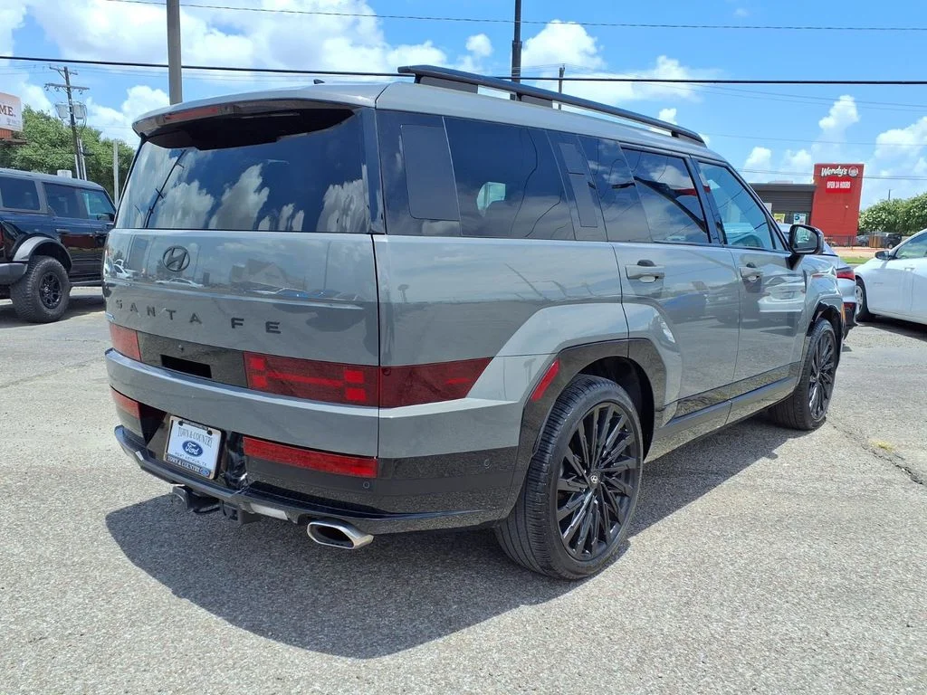Used 2024 Gray Hyundai Calligraphy image 18