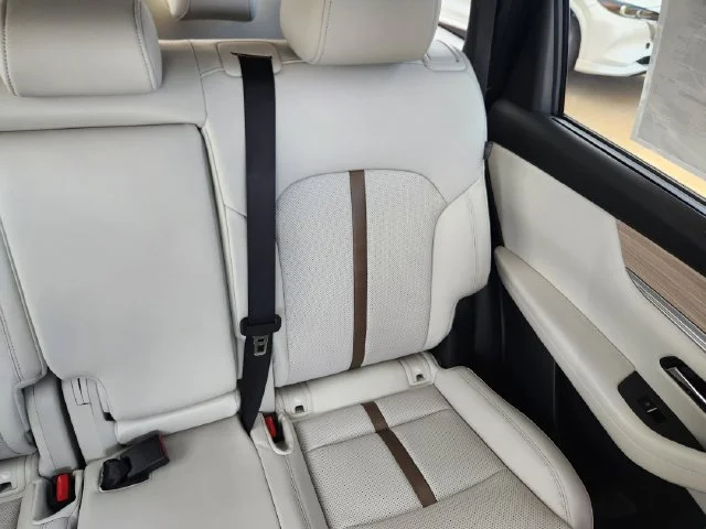 Used 2026 Gray Mazda Premium Plus image 9