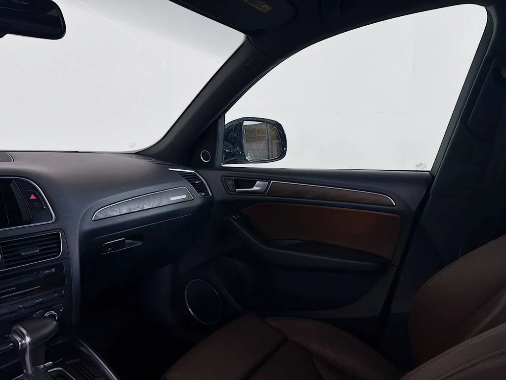 Used 2016  Audi Premium Plus image 21