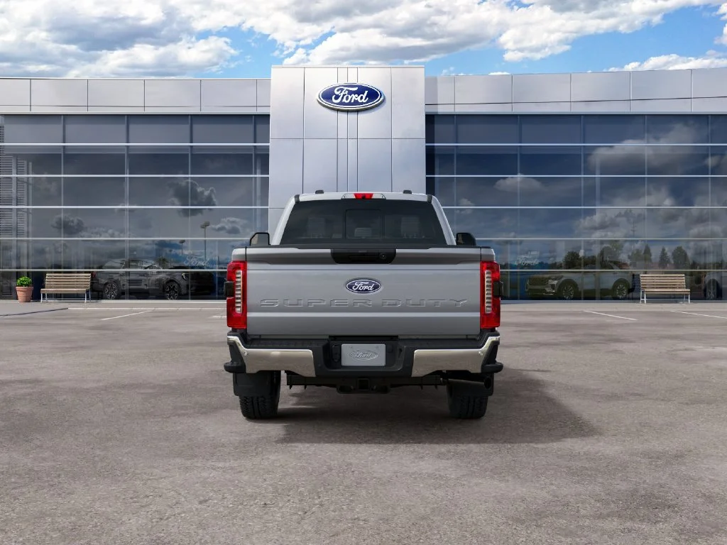 New 2027 Silver Ford XLT image 8
