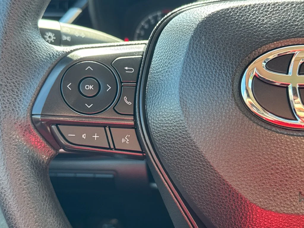 Used 2022 Blue Toyota LE image 18