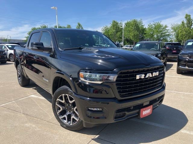 2025 RAM 1500 Laramie 4x4 Crew Cab 5'7's photo