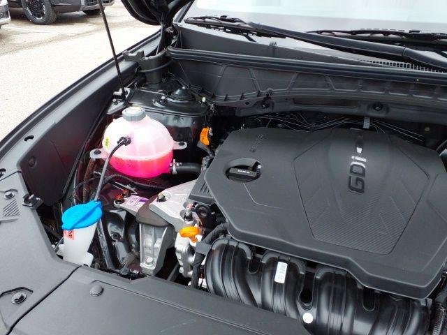 New 2026 Phantom Black Hyundai SE image 16