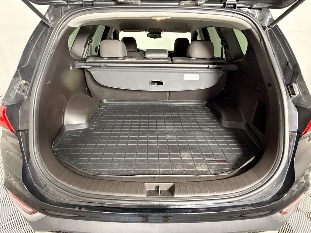 Used 2020 Black Hyundai SEL image 23