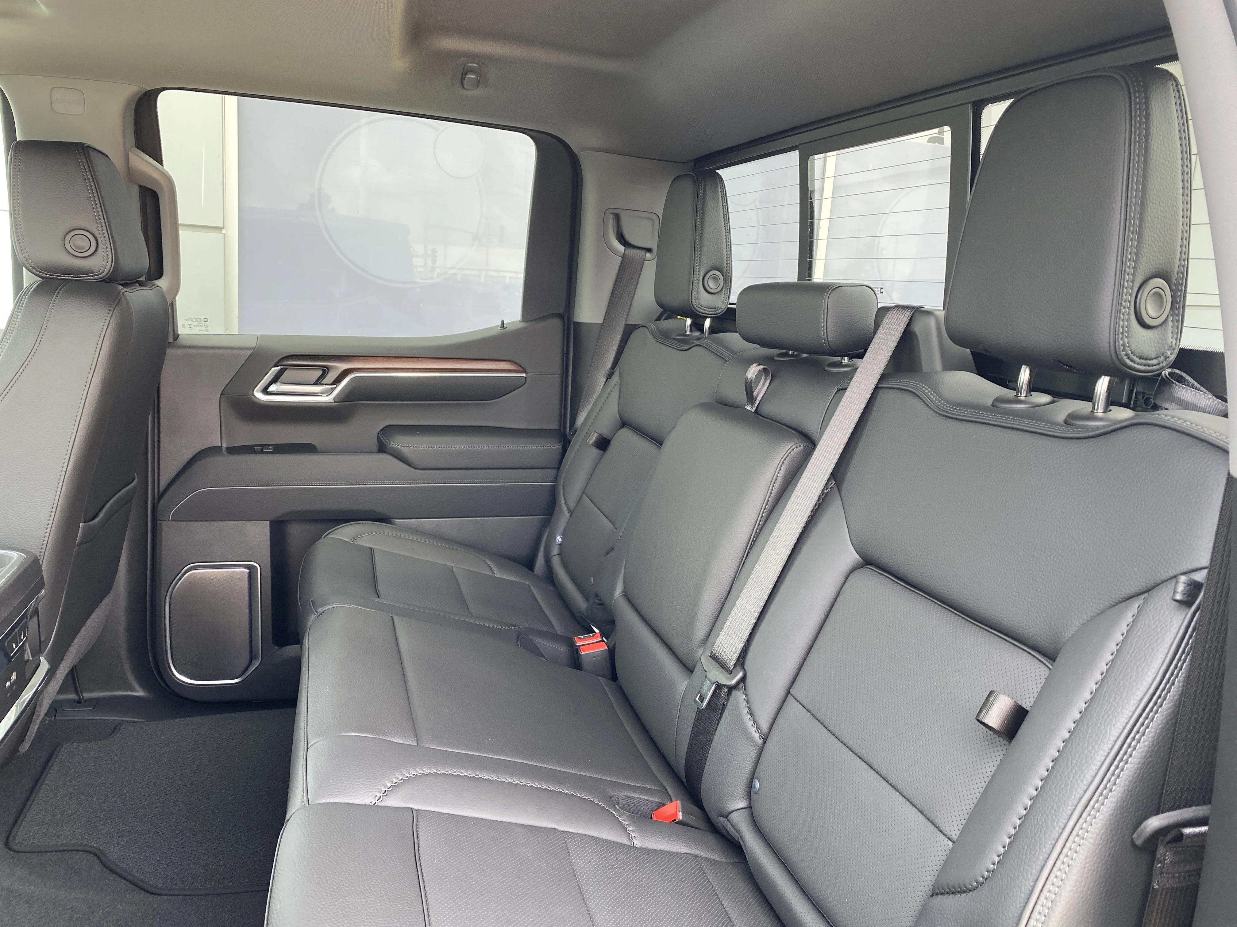 New 2026 GLACIER WHITE TRICOAT GMC Denali image 29