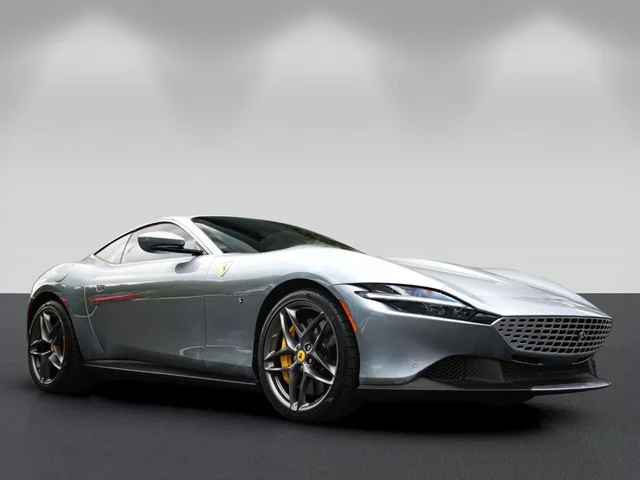 2022 Ferrari Roma Base
