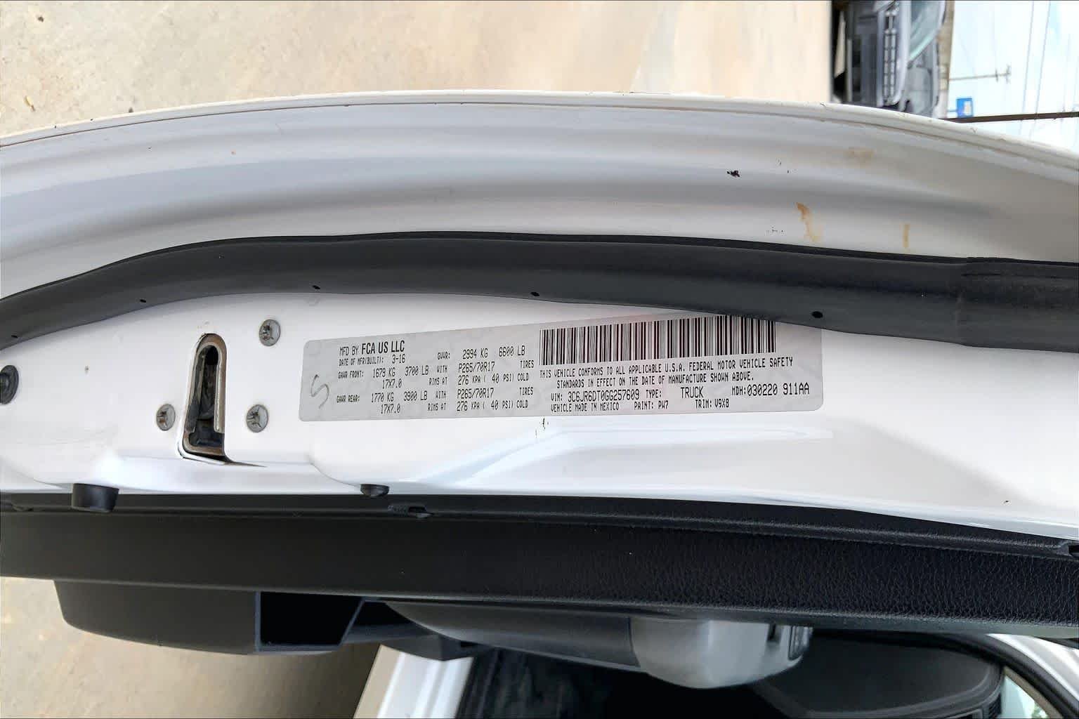 Used 2016 Bright White Clearcoat Ram Tradesman image 30