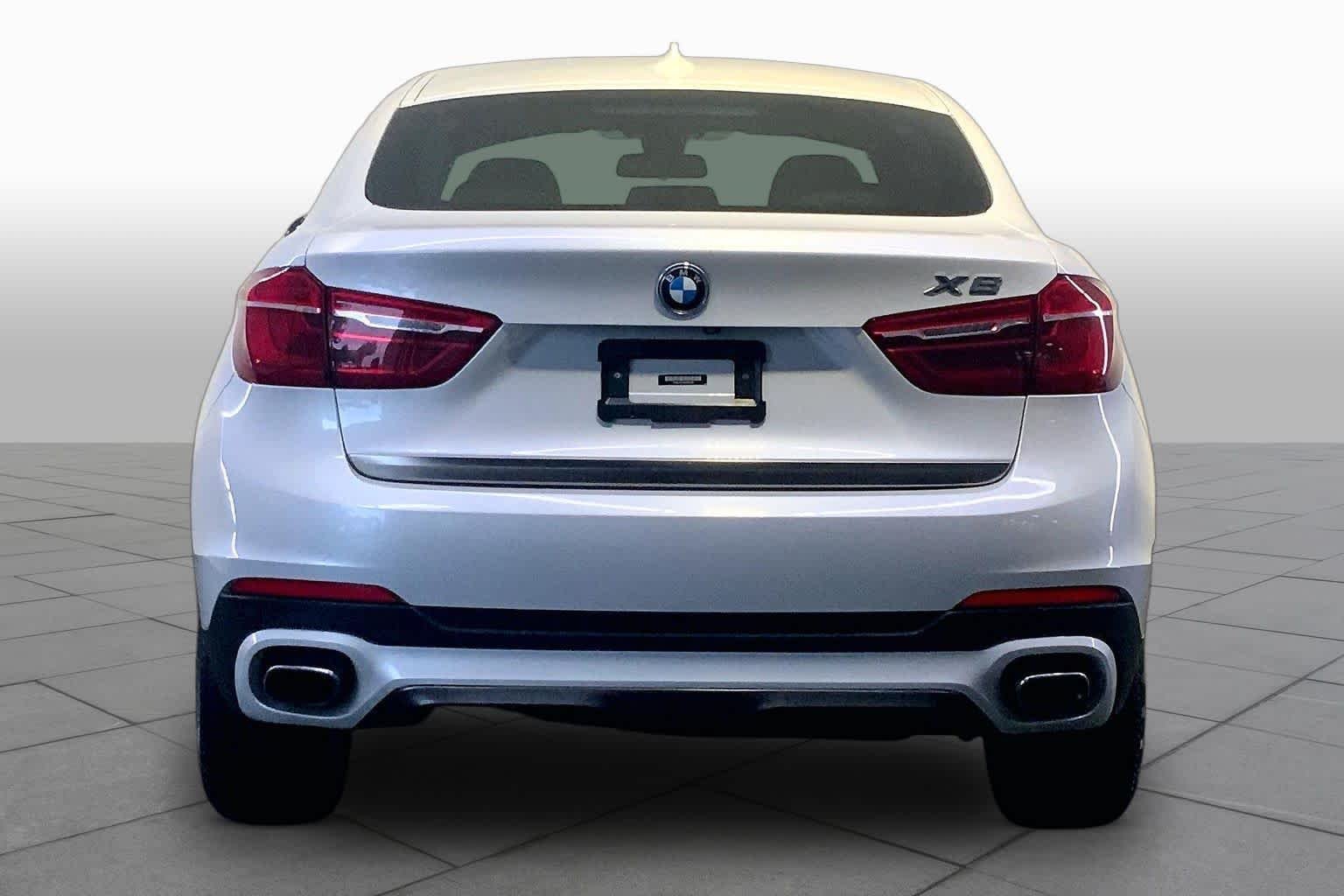 Used 2019 Mineral White Metallic BMW xDrive35i image 5