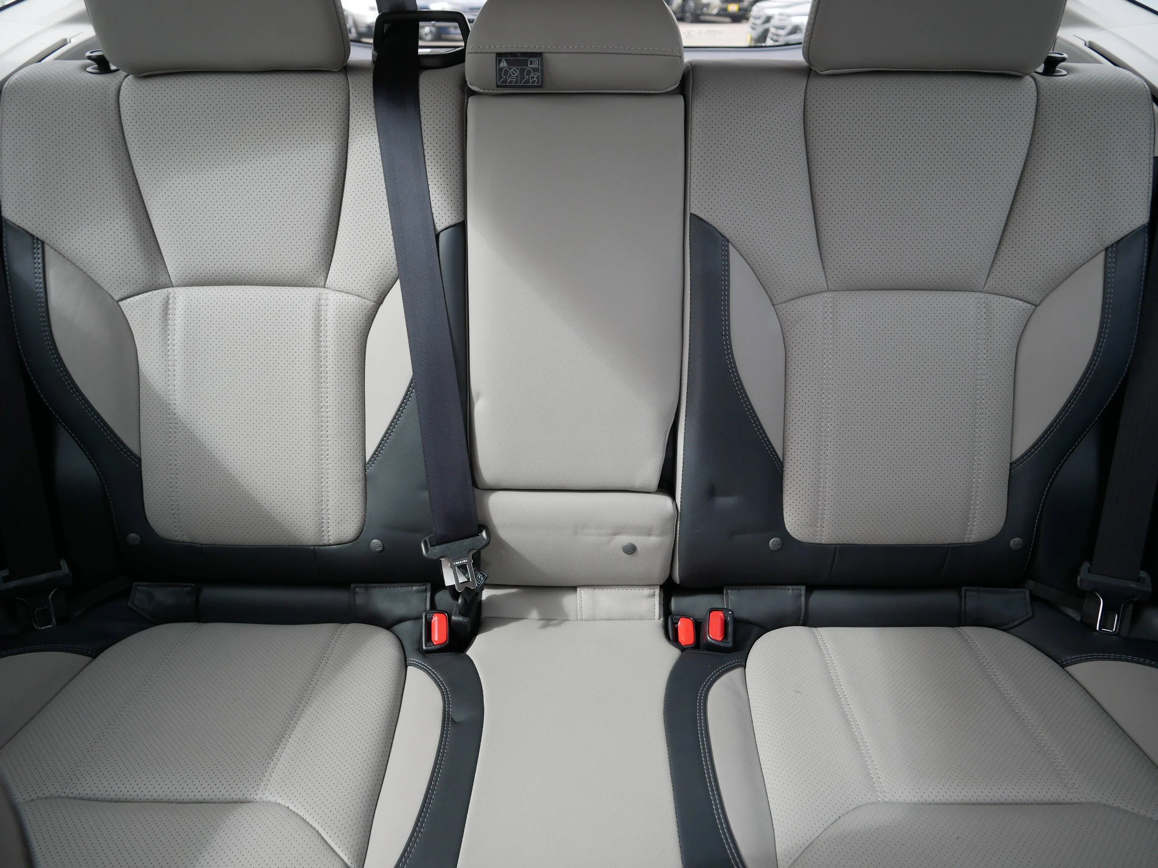 Used 2023 Horizon Blue Pearl Subaru Limited image 13