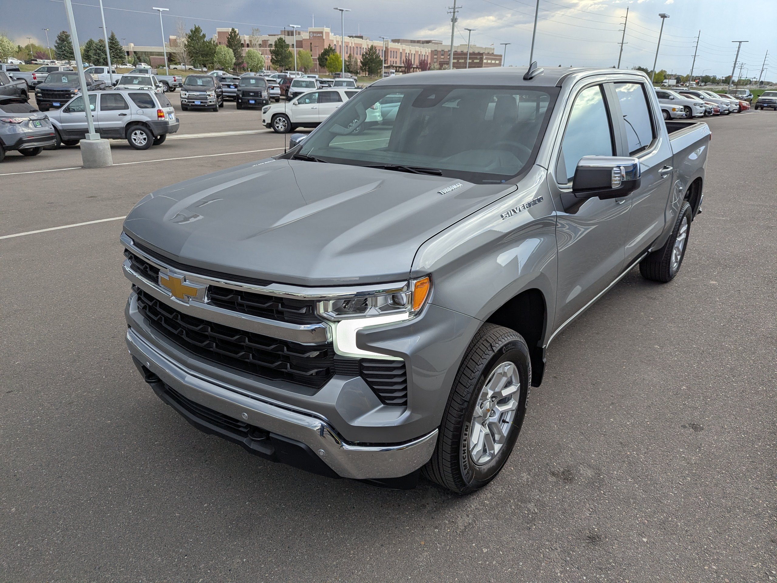 2026 Chevrolet Silverado 1500 LT - Photo 6