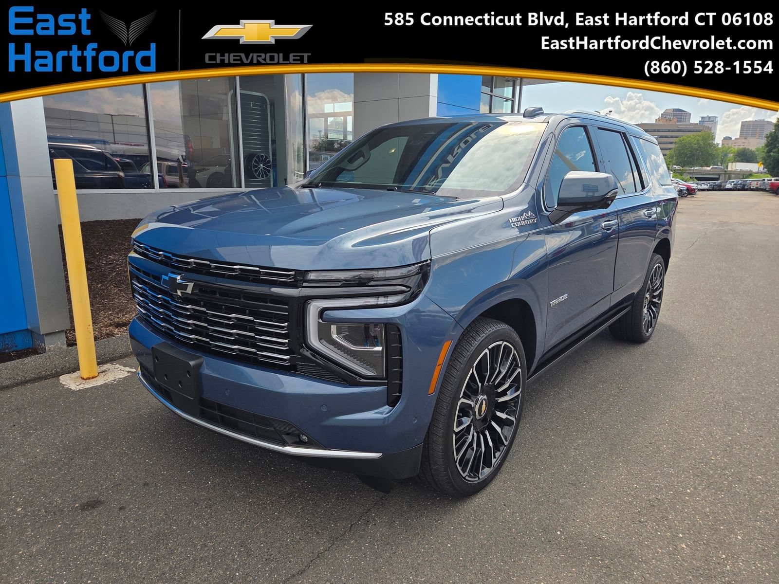 Used 2026 Lakeshore Blue Metallic Chevrolet High Country Deluxe with 24in Wheels - Technology & Entertainment - Super Cruise - Panoramic Sunroof image 1