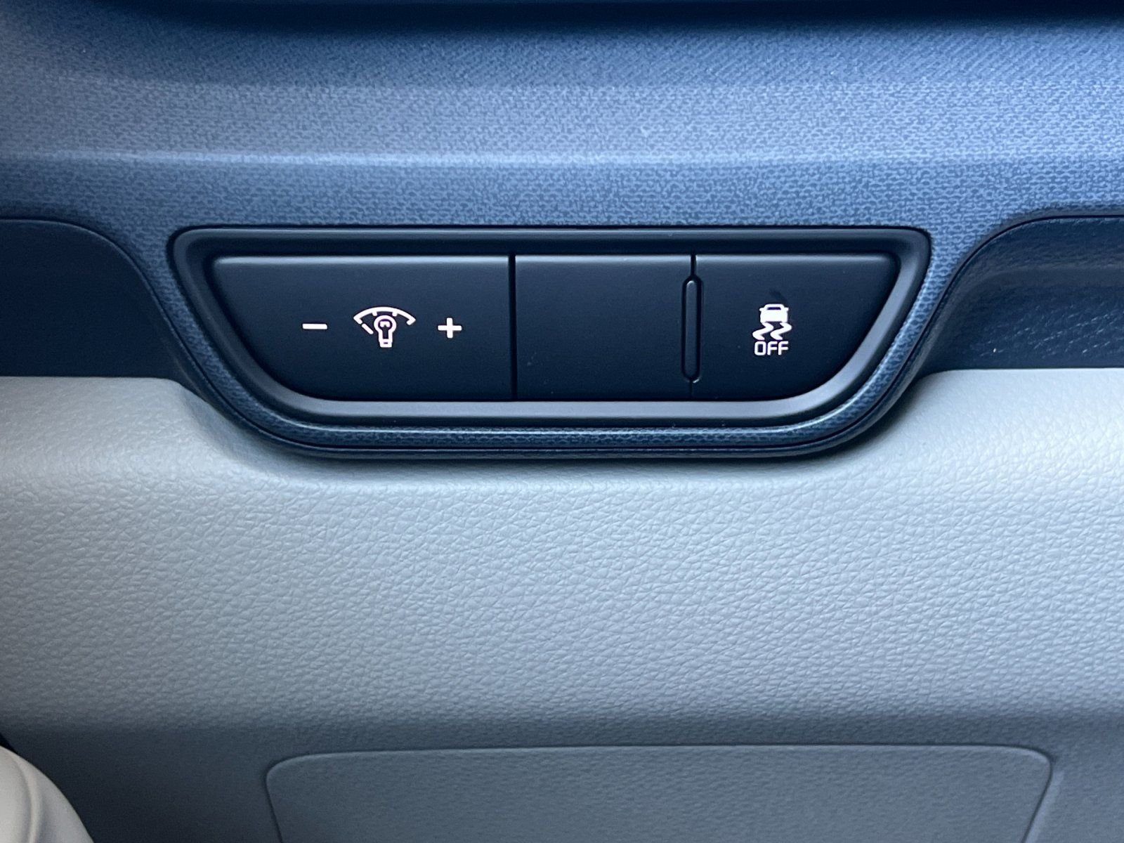 New 2026 Snow White Pearl Kia EX image 30