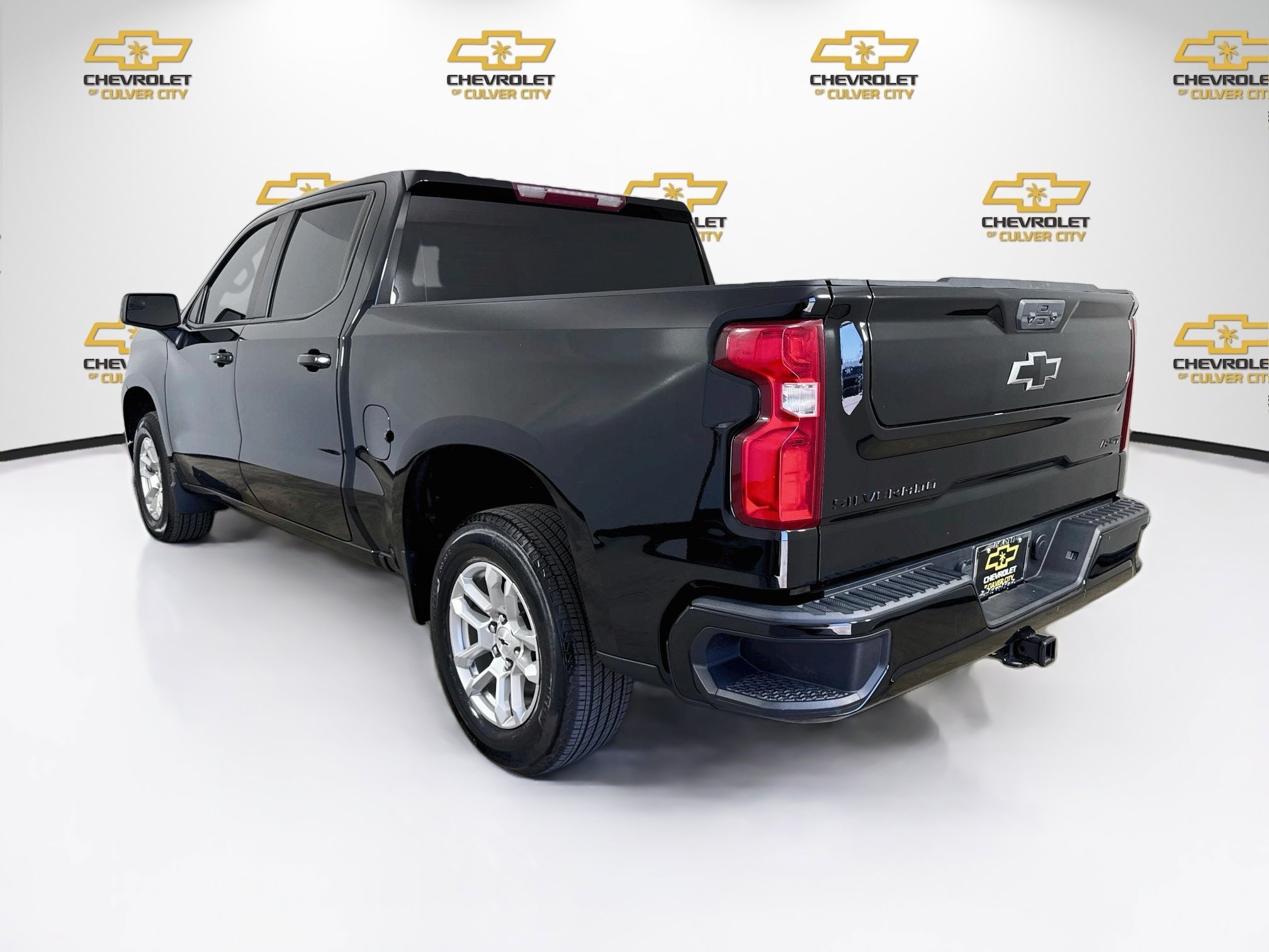 Used 2023 Black Chevrolet RST image 6