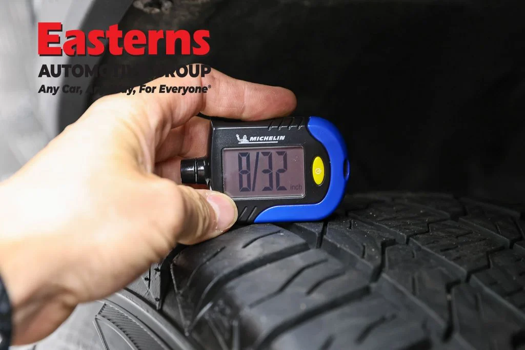 Used 2022 White Jeep 4xe image 31