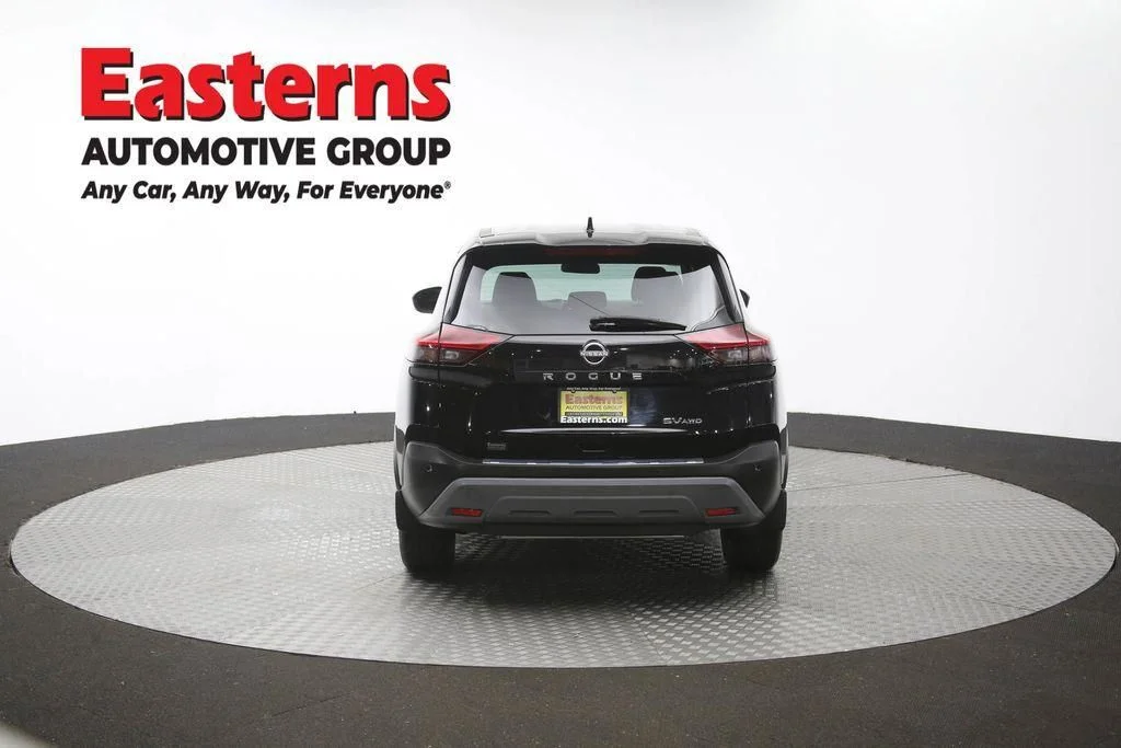 Used 2023 Black Nissan SV image 38