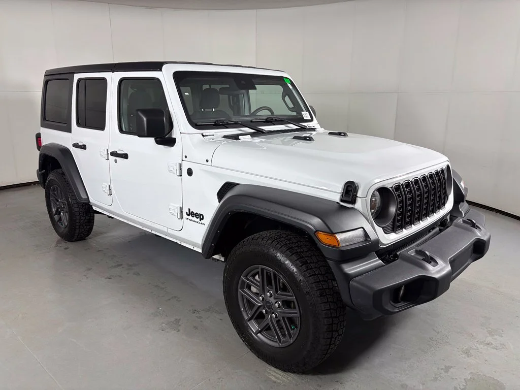 Used 2025 White Jeep Sport S image 2
